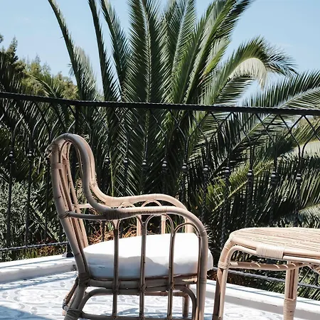 ホテル Cesme Koey