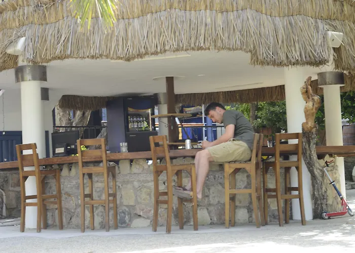 Cesme Koey Hotel Altinyunus